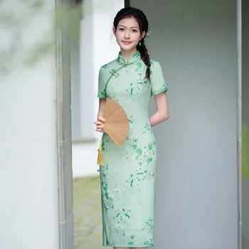 2023 Весенне-летний Чонсам для молодых девушек с Улучшенным Темпераментом Средней длины, Элегантное Зеленое Китайское платье Ципао для женщин